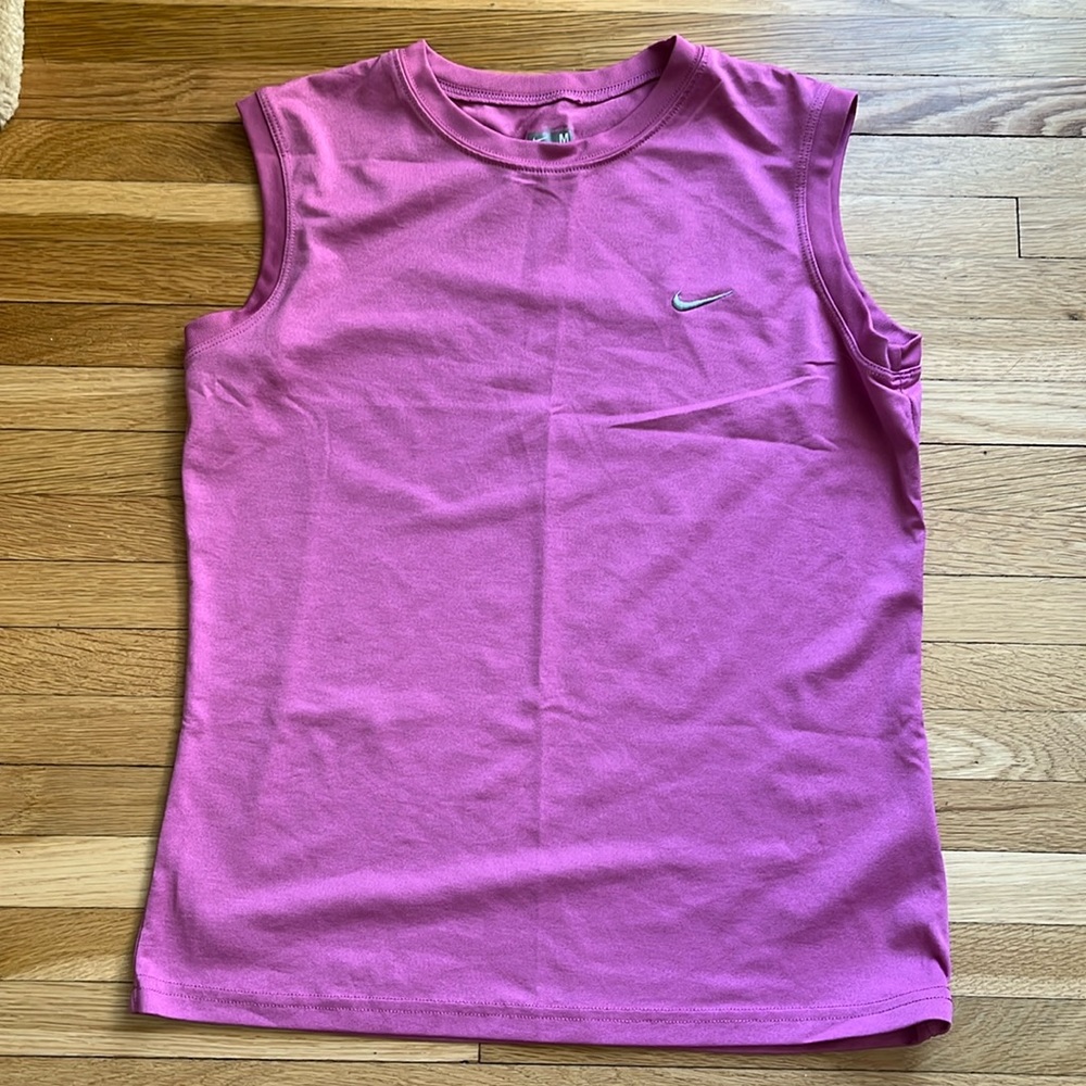 Nike athletic top Sz. M